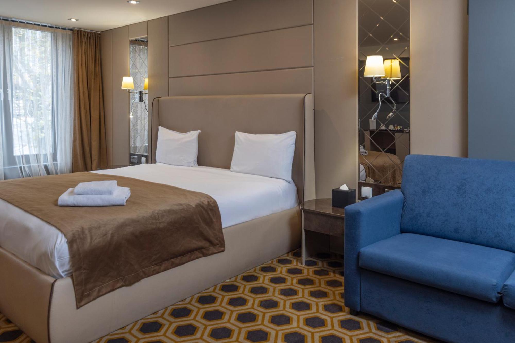 Putney Hotel; BW Signature Collection Лондон Екстериор снимка